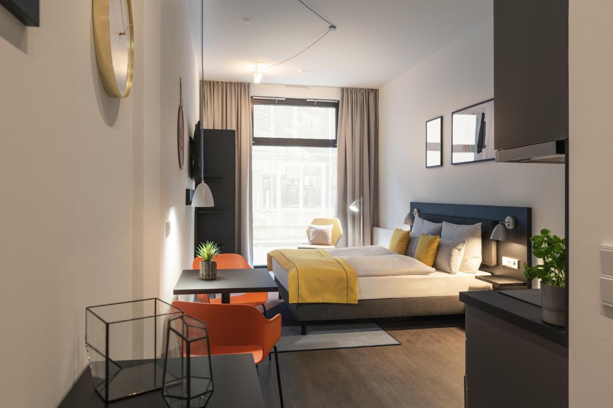 Candlewood Suites Berlin Charlottenburg By Ihg Exteriör bild