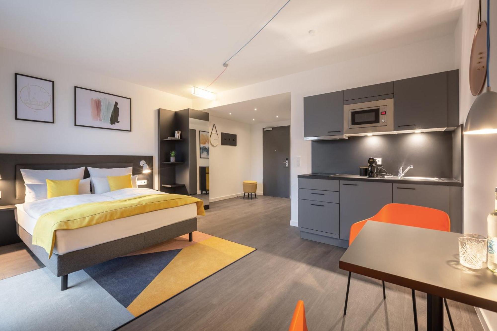 Candlewood Suites Berlin Charlottenburg By Ihg Exteriör bild