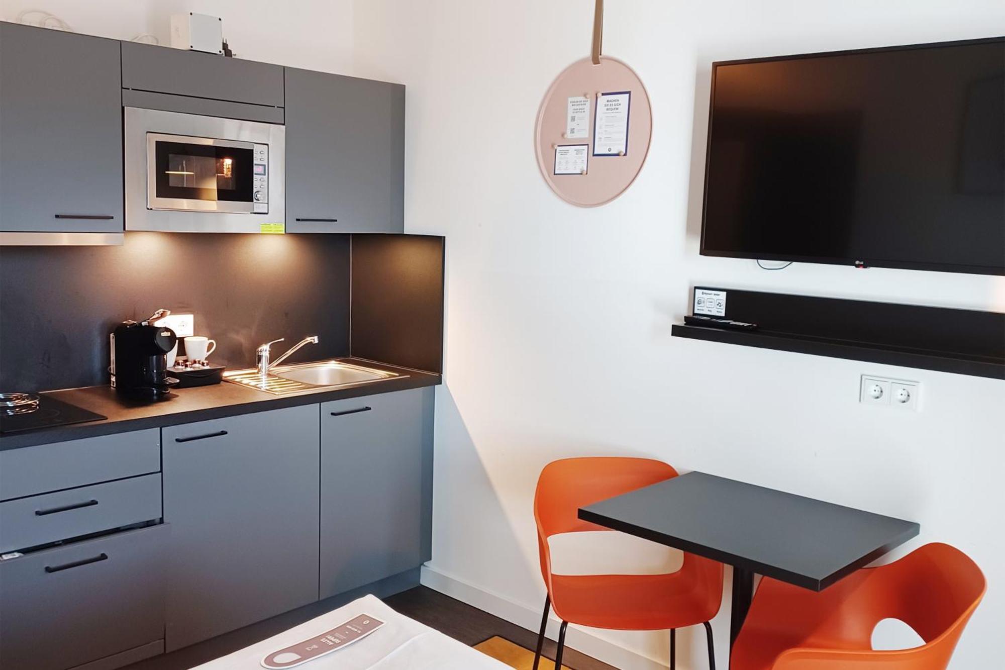 Candlewood Suites Berlin Charlottenburg By Ihg Exteriör bild
